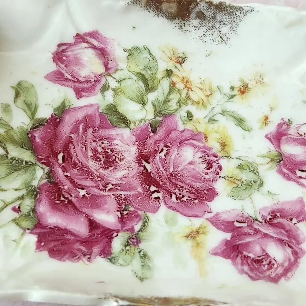 Vintage floral trays pin jewelry display American beauty Royal Albert bone china